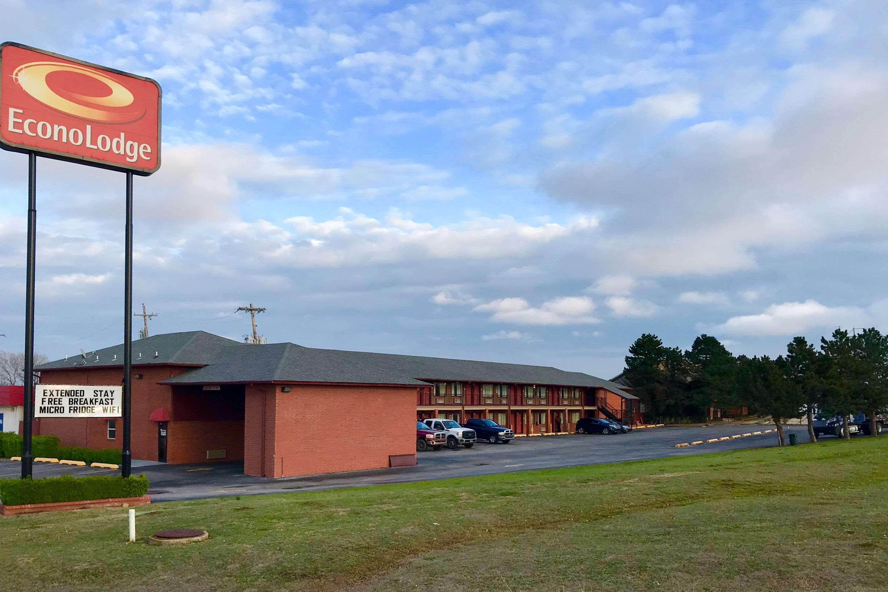 Econo Lodge Purcell Exterior photo